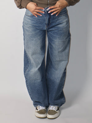 Tara Jeans